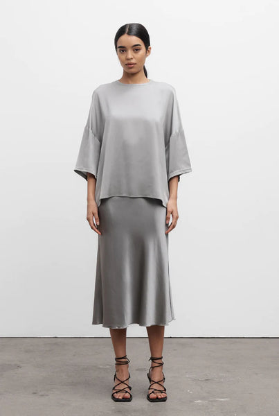 Hana skirt in silver from Ahlvar Gallery