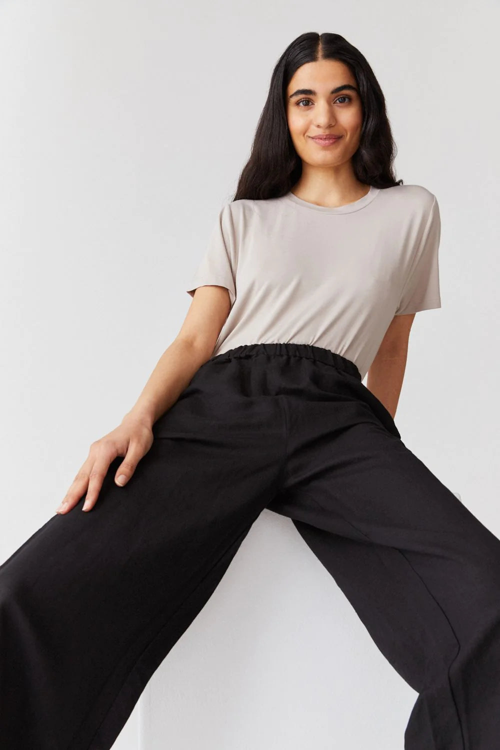 Com Trousers in linen from Movesgood