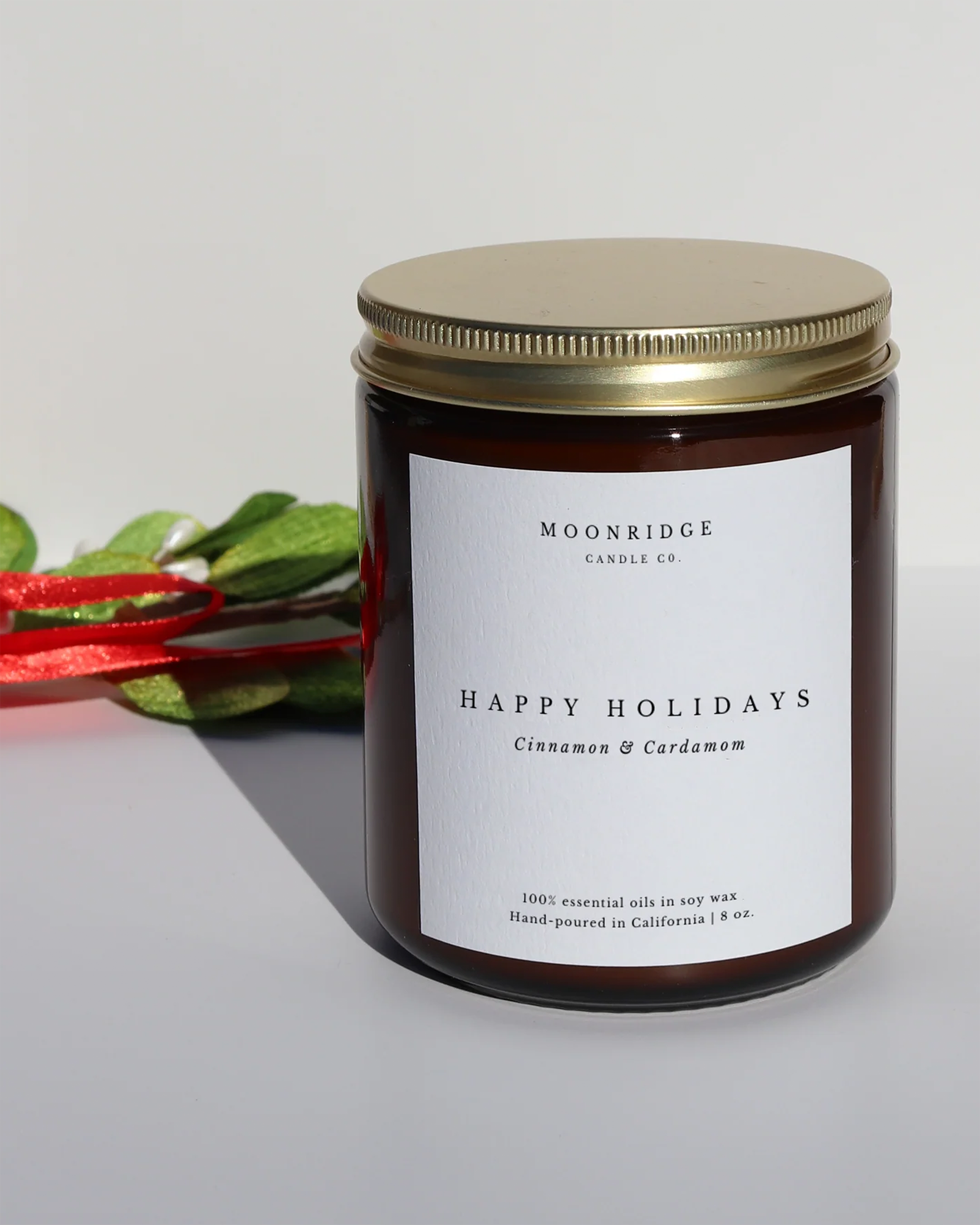 Happy Holiday scented candle made of natural soy wax from monridge candels