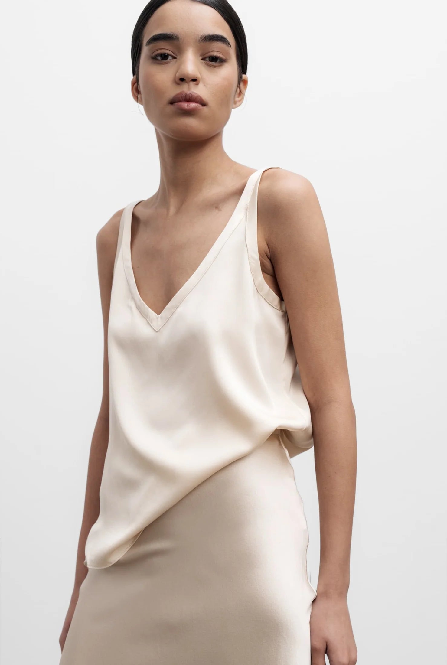 Ahlvar Shin Tank Cream