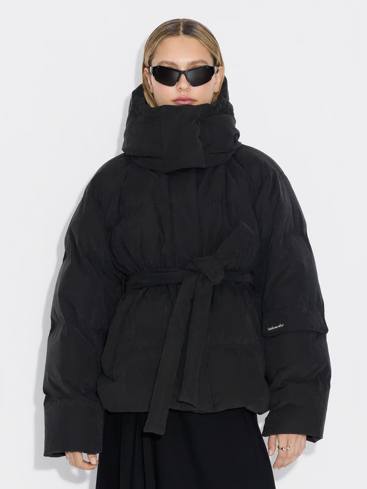 Holzweiler Steilia down jacket brushed black